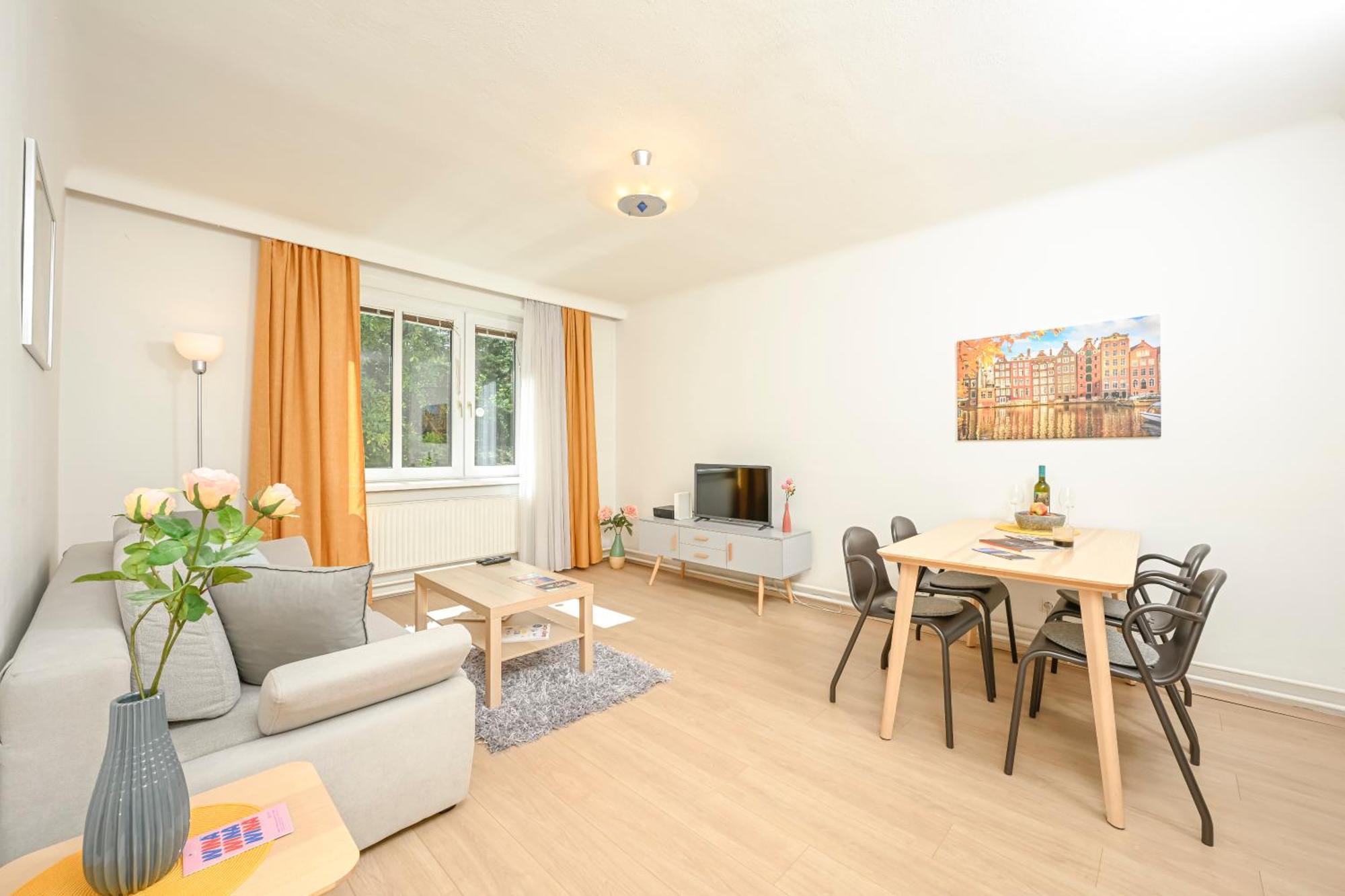 Apartment Szene By Ichbucheat