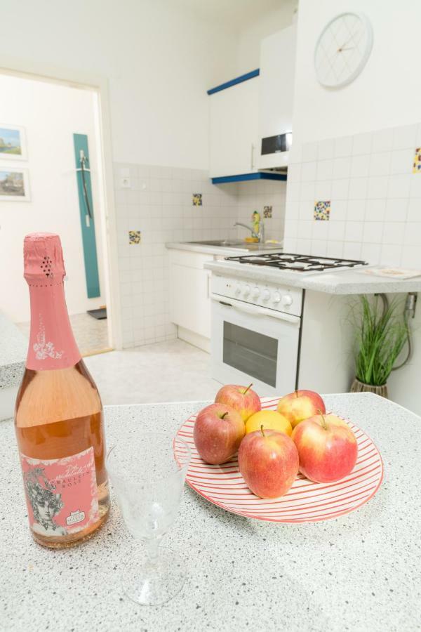 Szene By Ichbucheat Apartment